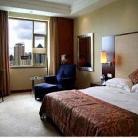 5 Star Wharton International Hotel 南寧 エクステリア 写真