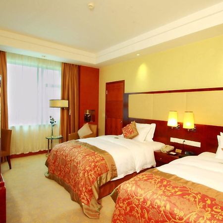 5 Star Wharton International Hotel 南寧 エクステリア 写真