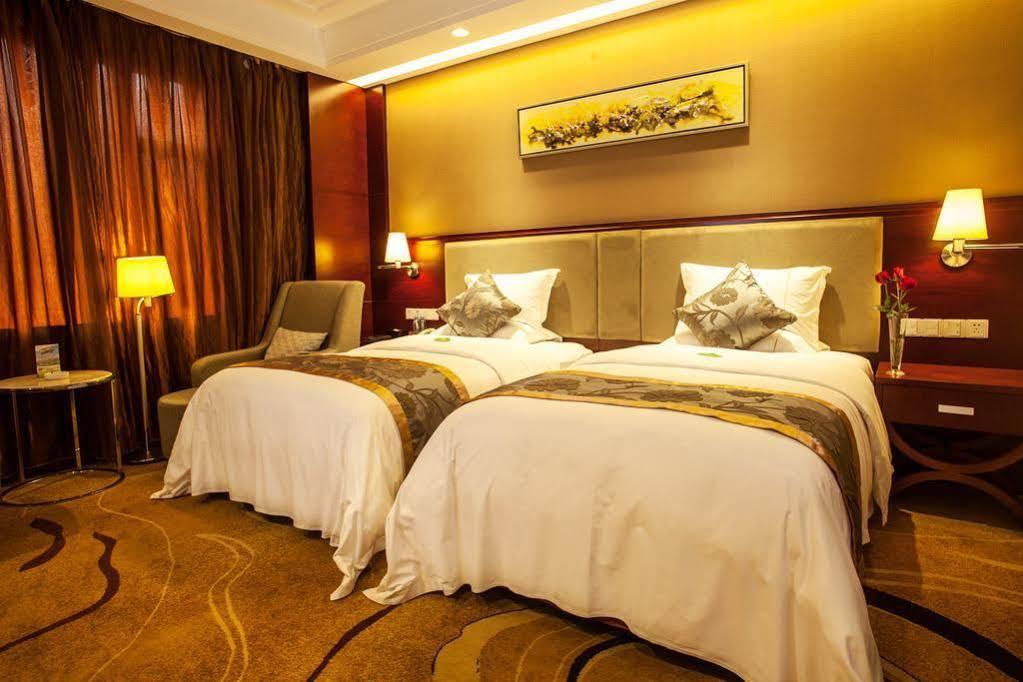 5 Star Wharton International Hotel 南寧 エクステリア 写真