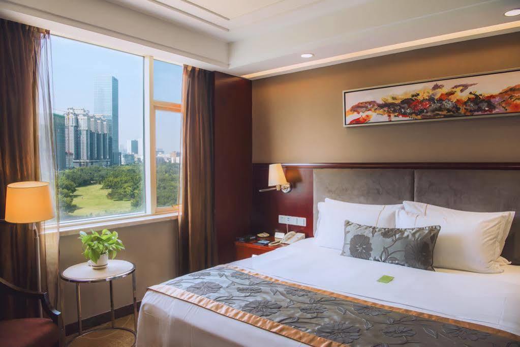 5 Star Wharton International Hotel 南寧 エクステリア 写真