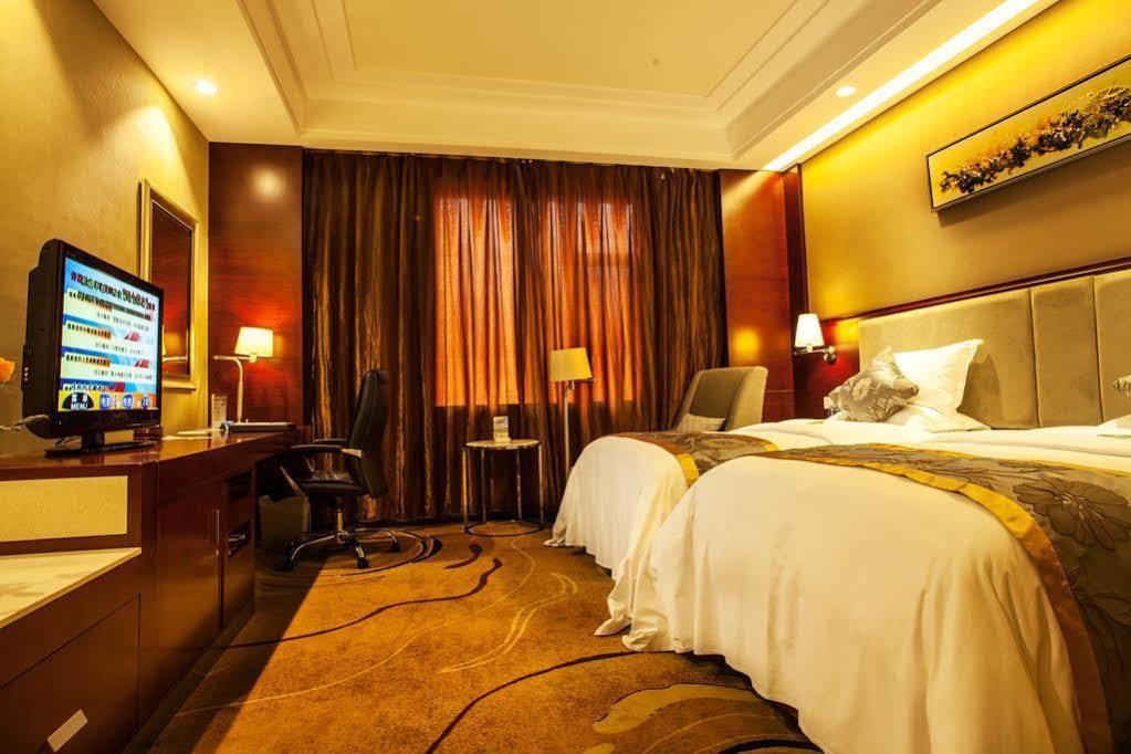 5 Star Wharton International Hotel 南寧 エクステリア 写真