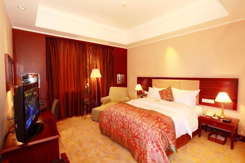 5 Star Wharton International Hotel 南寧 エクステリア 写真