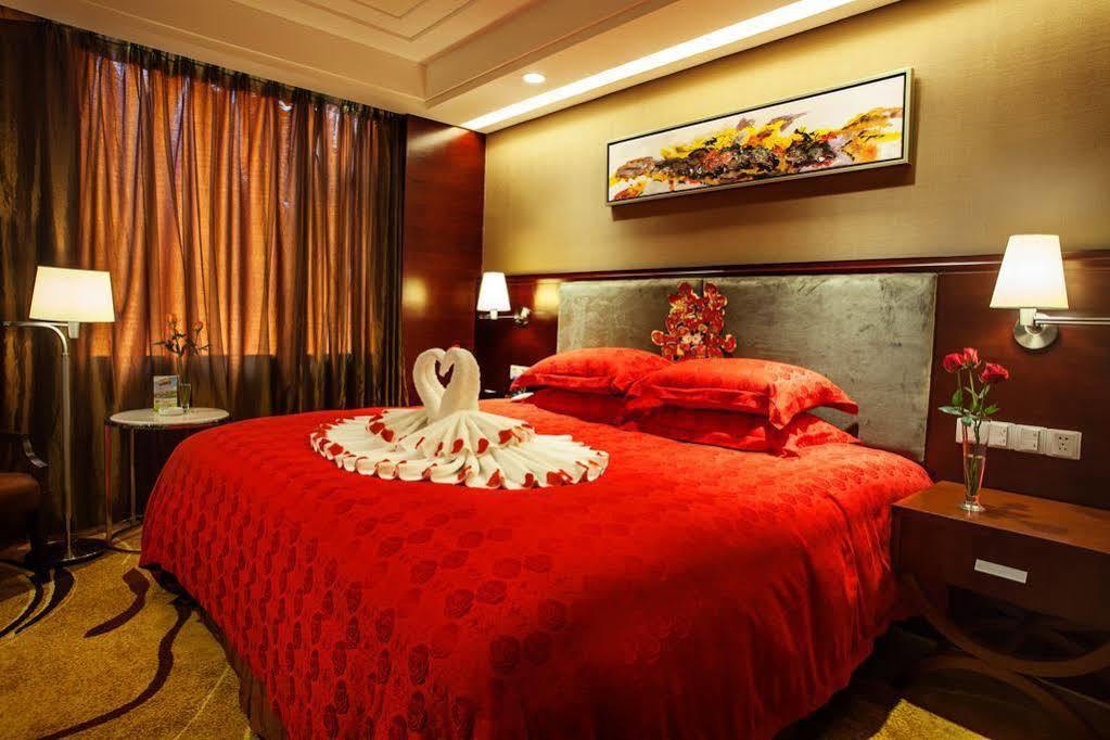 5 Star Wharton International Hotel 南寧 エクステリア 写真